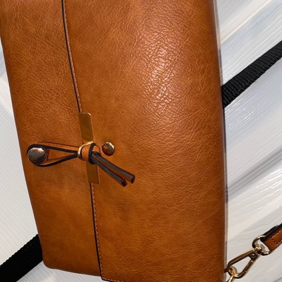 BAG - Picture 3 of 3